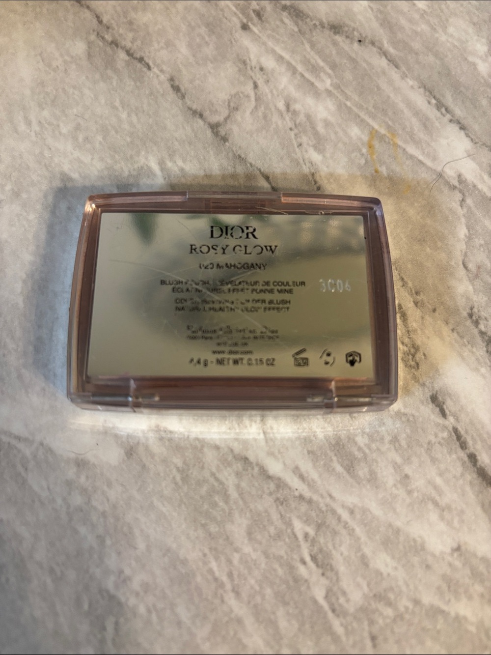 Dior rosy glow blush 020 mahogany - Picture 2 of 5